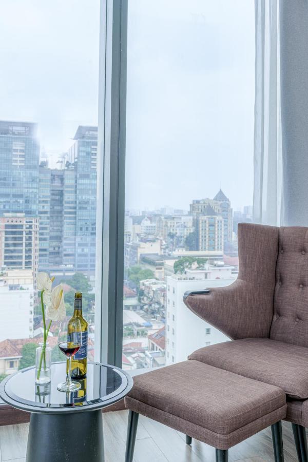 Отель Signature By M Village Le Thanh Ton 5*